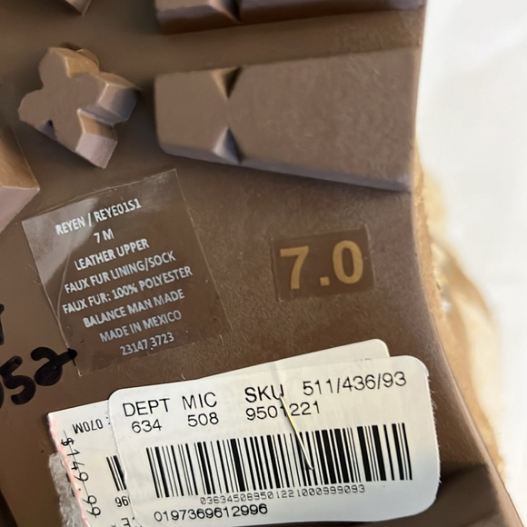 Steve Madden Reyen Suede Faux Shearling Cold Weather Lug Sole Platform Booties - Picture 12 of 13